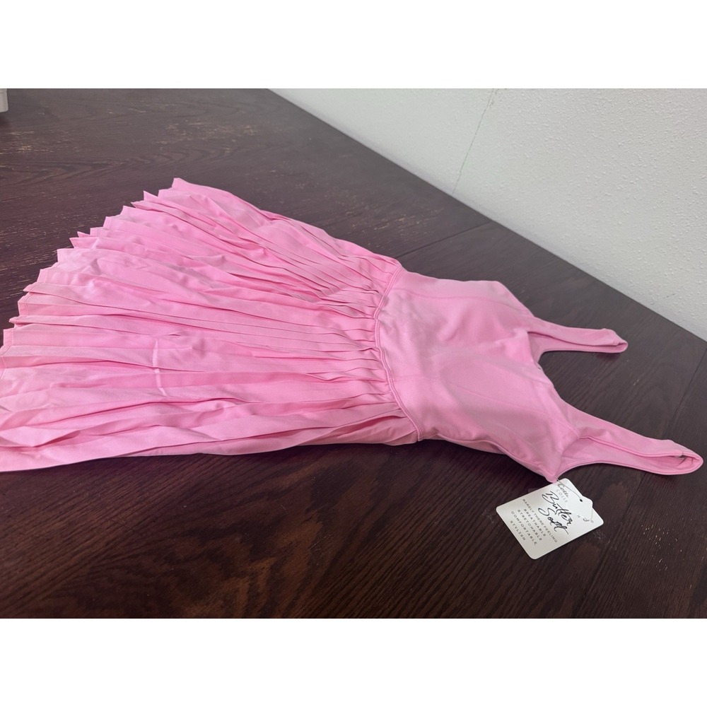 Barbie Pink Pleat Tennis Dress Size L Athletic Pickleball Golf Butter Soft Short
